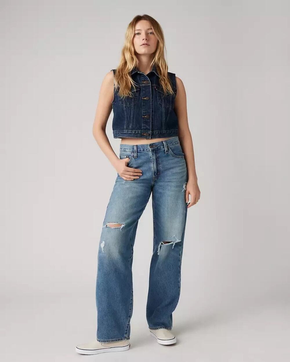 Levi’s Baggy Dad Straight Leg Distressed Denim Blue Jeans Women’s Size 27